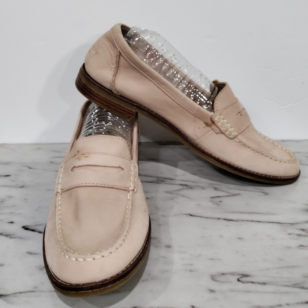 Sperry women's soft pink seaport penny loafers size 12